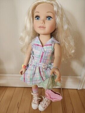 Journey Girls Dolls: llee In Japan 18" Doll Blonde Hair Pink Highlights